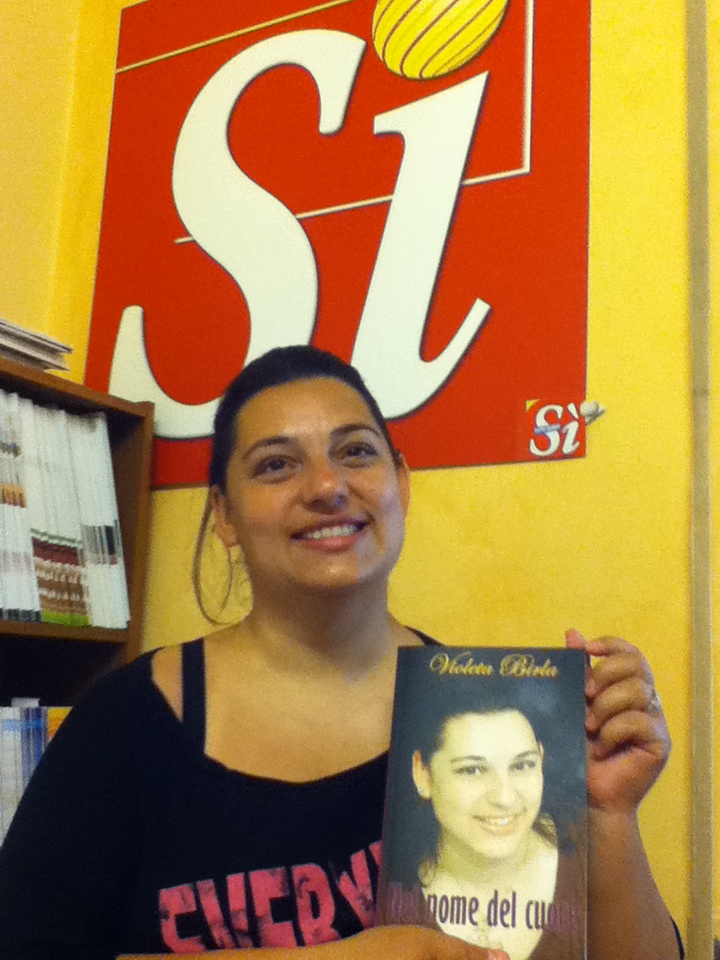 Tanara regizoare a scris si prima ei carte, care s-a bucurat de un succes enorm