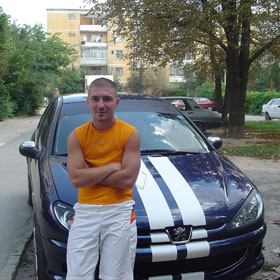 Covei a trait o buna bucata de vreme din banii parintilor si din comertul cu masini.