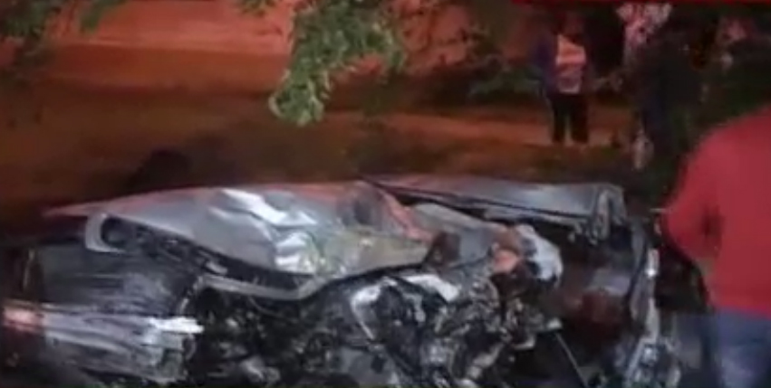 A fost nevoie de interventia ISU pentru a putea scoate victimele din masina