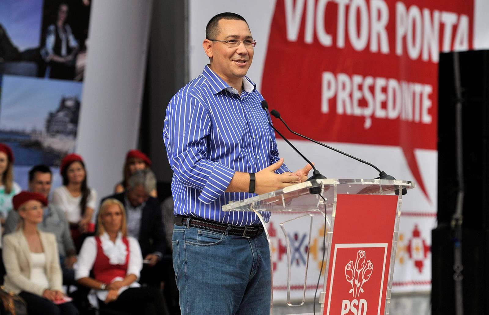 Premierul Victor Ponta este asteptat sa ajunga din clipa in clipa pe National Arena