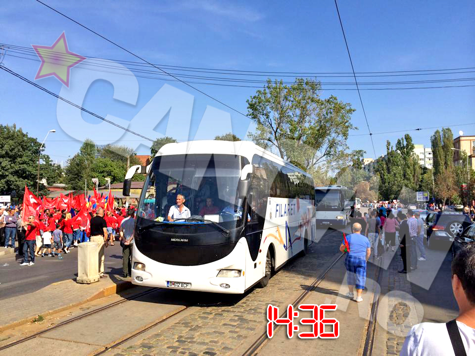 Romanii au venit din toate colturile tarii pentru a fi alaturi de Victor Ponta