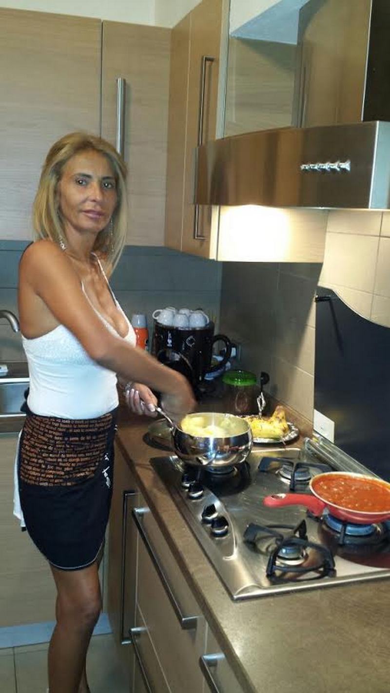 Casnica de la MasterChef isi rasfata invitatii cu cele mai bune preparate