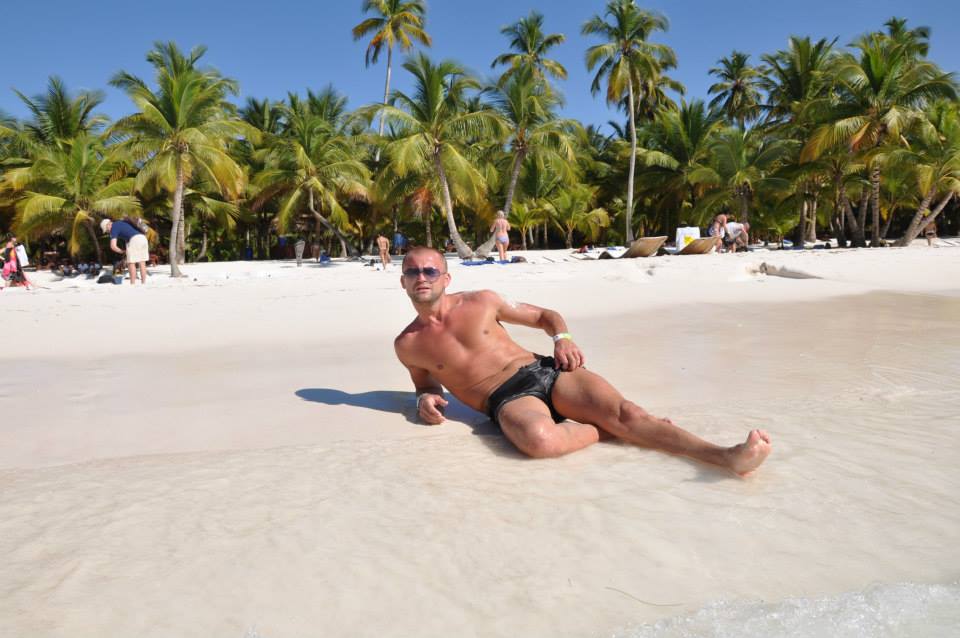 Patrick calatoreste in insule exotice