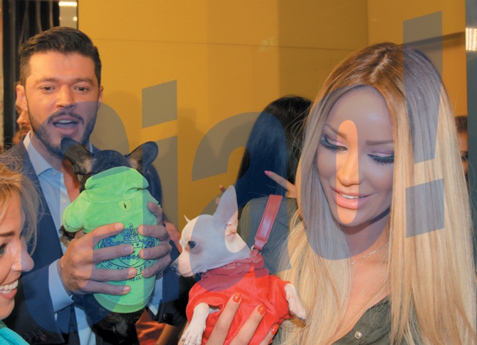 La evenimentul caritabil Bianca si Victor s-au comportat ca si cum cearta nu ar fi avut loc niciodata