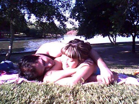 Jesica alaturi de sotul ei