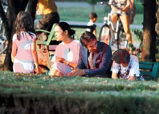 Andreea Marin impreuna cu sotul si fiica au mers sa se relaxeze in parc, dar numai unul a reusit