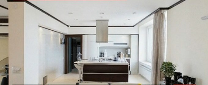 Asa arata imobilul de 1,5 milioane de euro in care locuieste acum