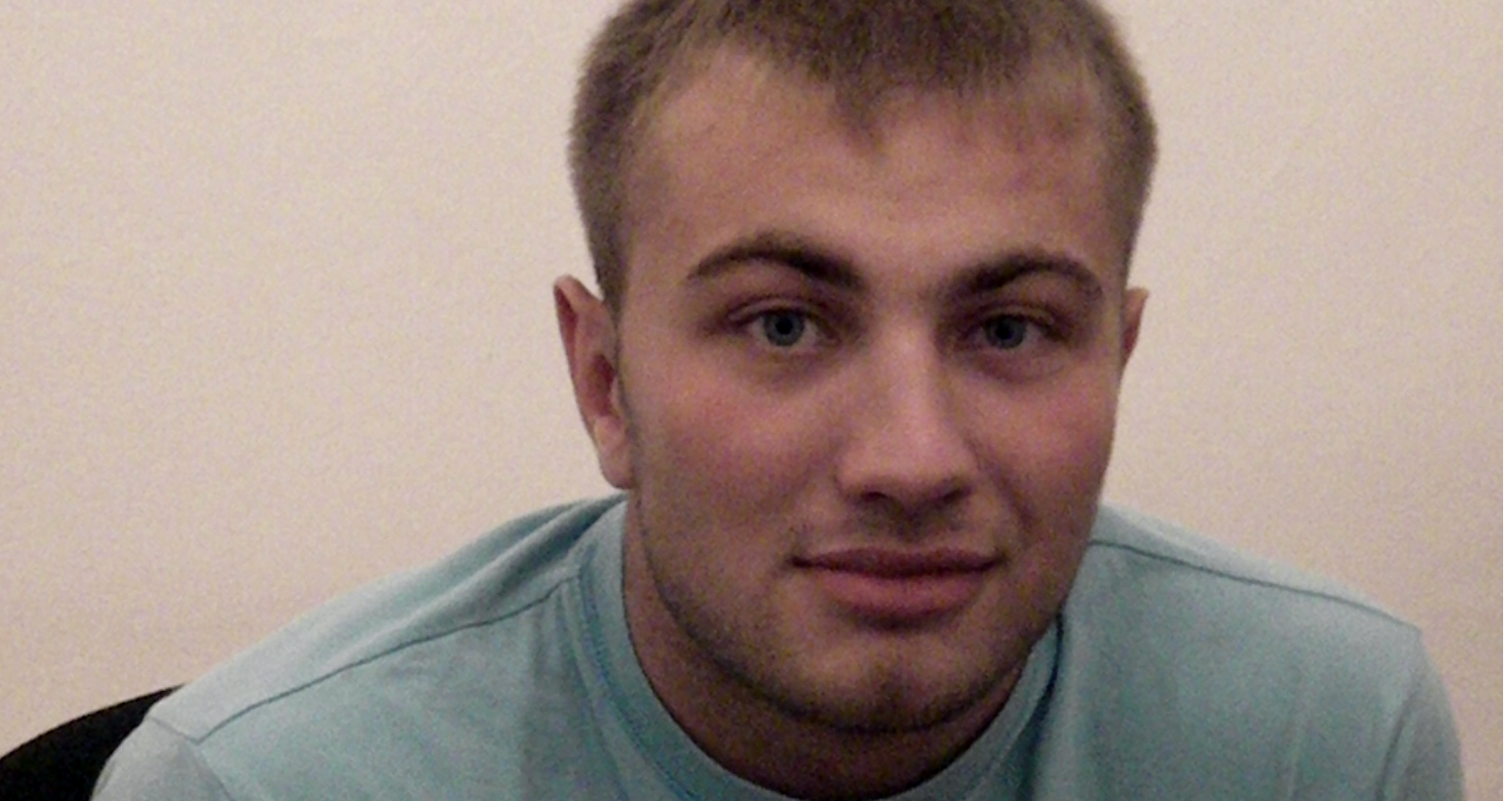 Bogdan isi viziteaza regulat tatal la inchisoare