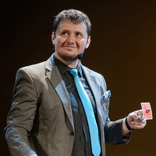 Paul spune ca din magie se castiga destul de bine