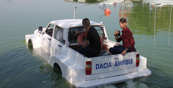 amfibie dacia
