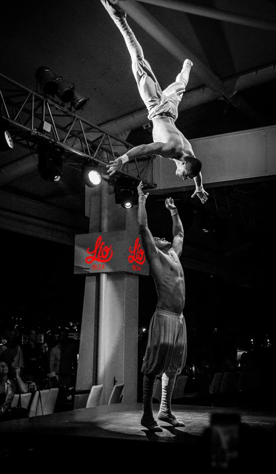 Trupa face furori cu spectacolele in toata lumea