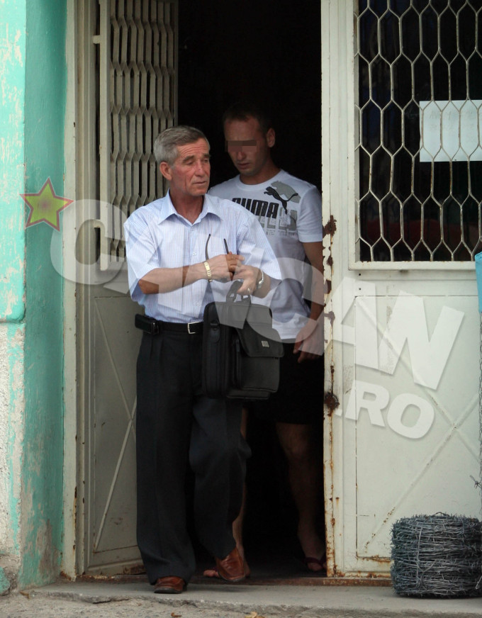 Iulian a investit majoritatea banilor in afaceri