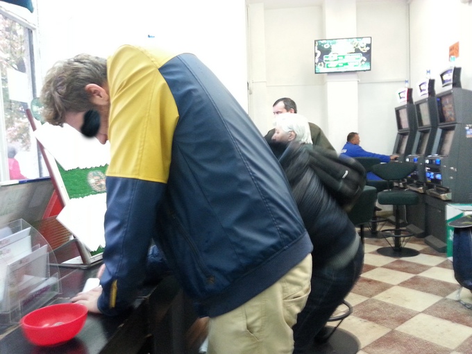 Romanii isi incearca in numar mare norocul la 6 din 49