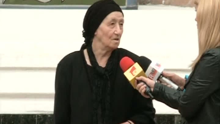 Mama lui Gigi Becali a preferat sa mearga la Biserica si nu la vot