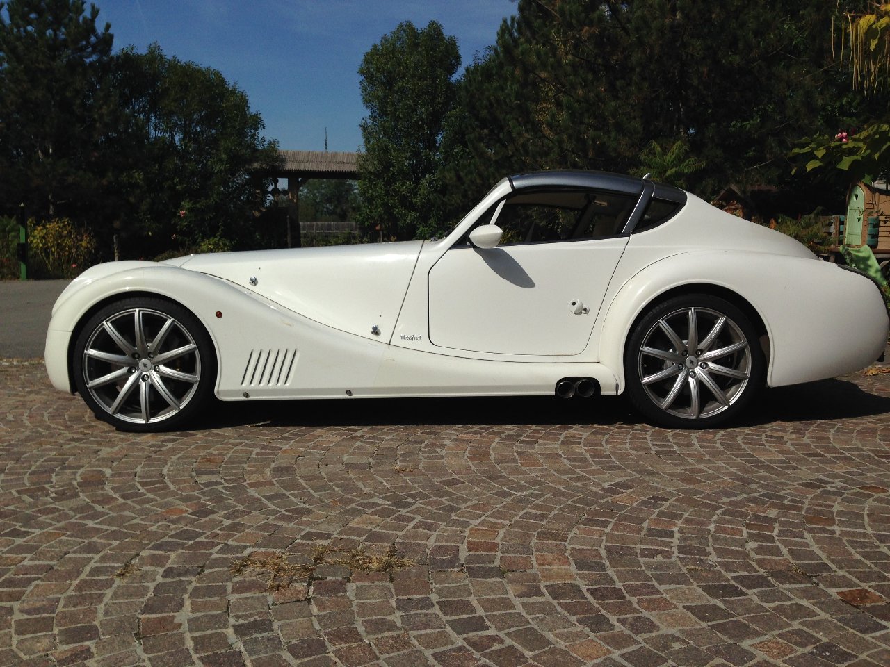 Dana Patriciu vinde masina de colectie doarece ii trezeste amintiri