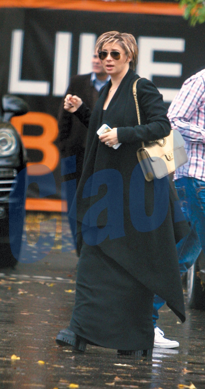 Anamaria Prodan a adoptat stilul vestimentar din Arabia Saudita