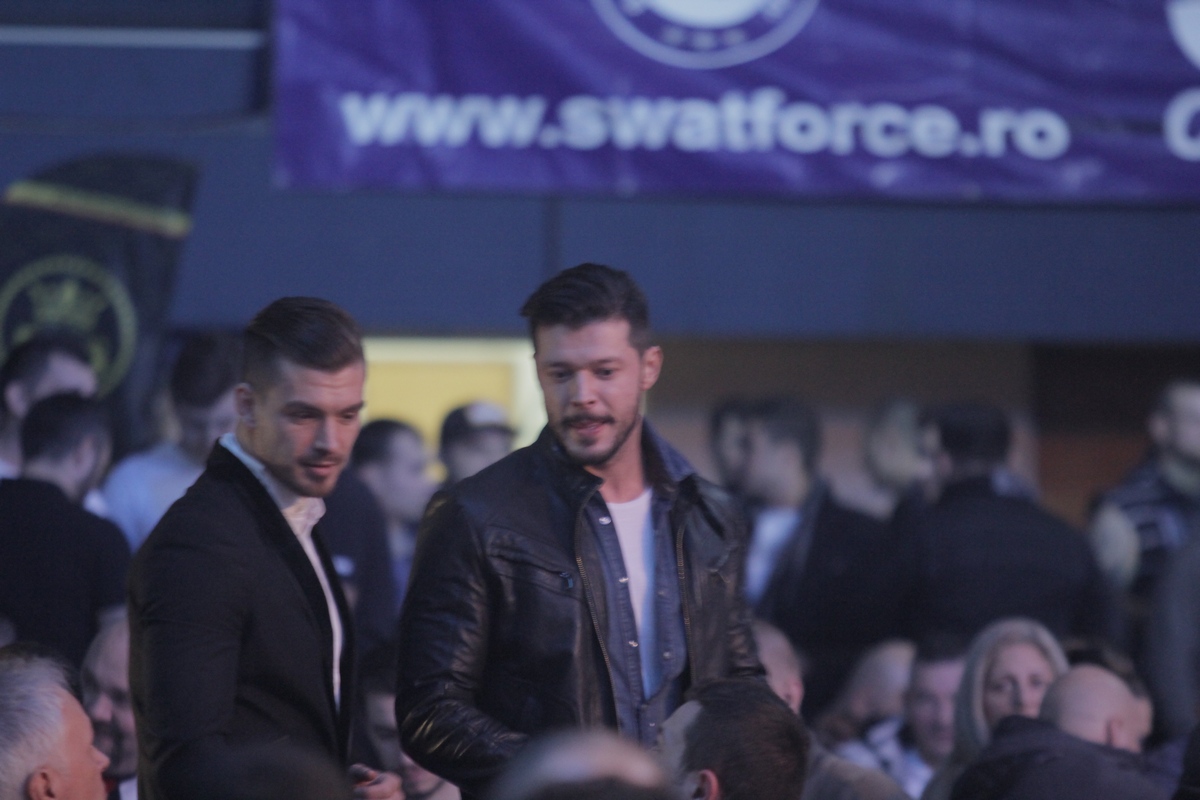 Victor Slav si Bogdan Vladau au fost fascinati d emeciurile de MMA