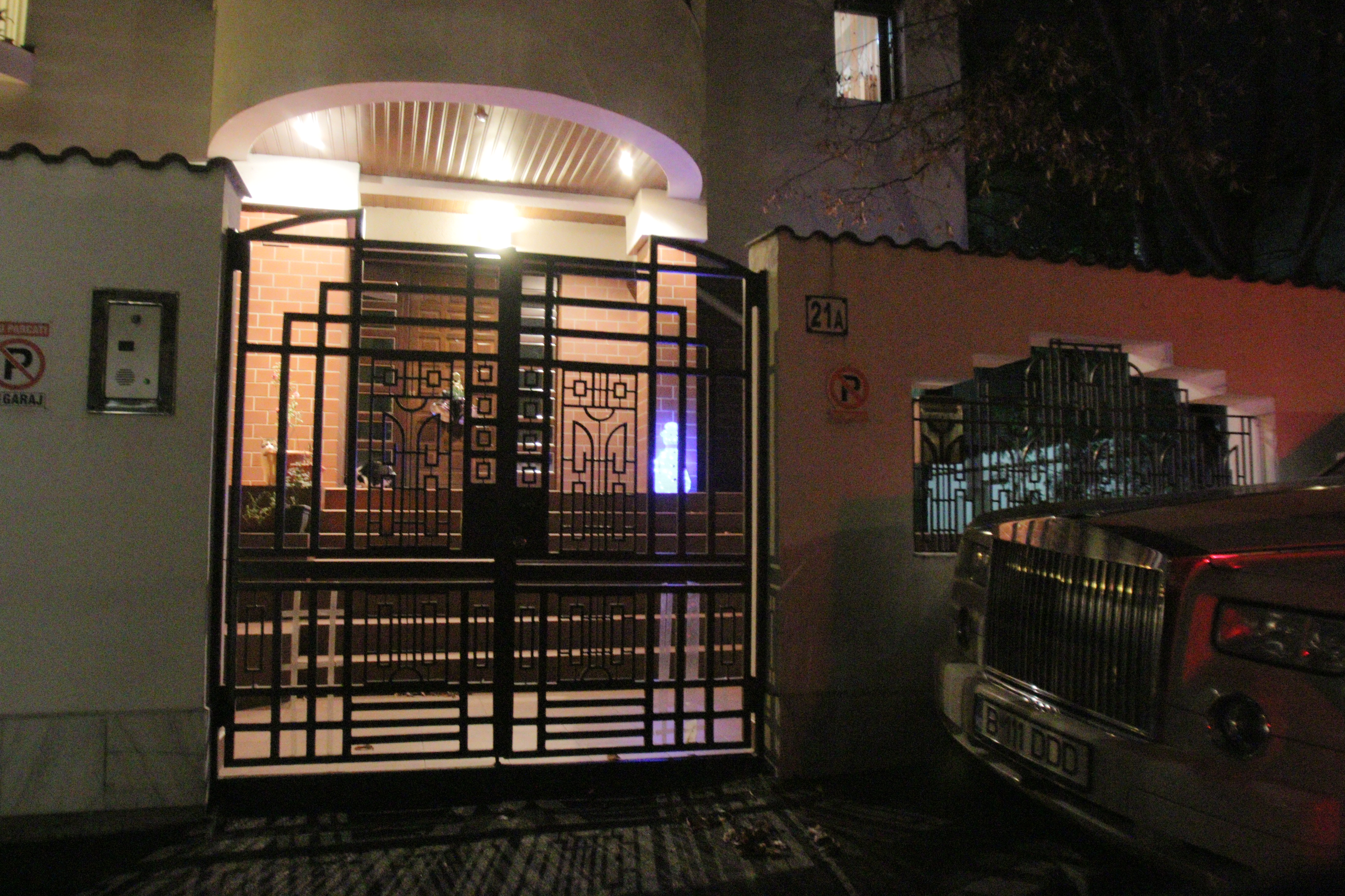 Dan Diaconescu nu s-a agitat Craciun acesta sa isi impodobeasca casa