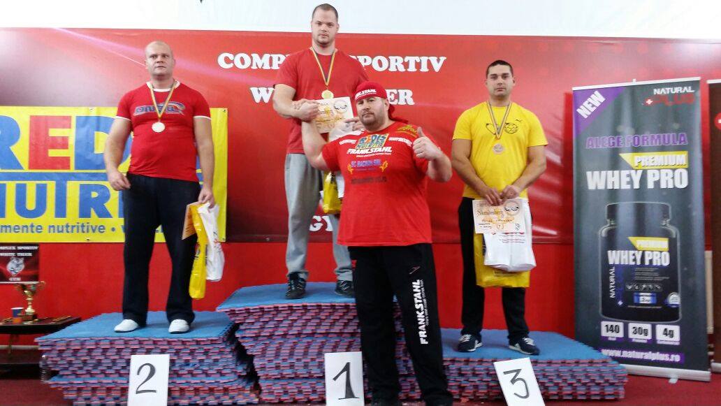 In doar cateva secunde Badulescu a reusit sa il doboare pe mult mai experimentatul sportiv Radu Valahu