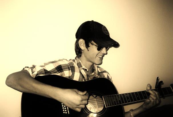 Cand nu sta cu arma in mana, Jan adora sa cante la chitara