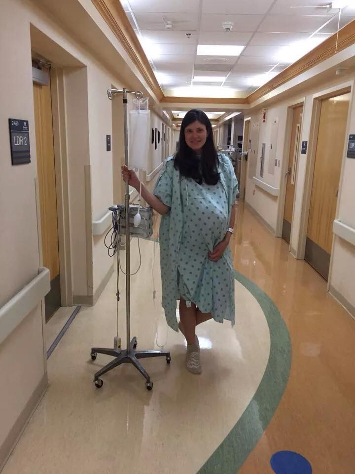 Oana a ajuns pe mana medicilor