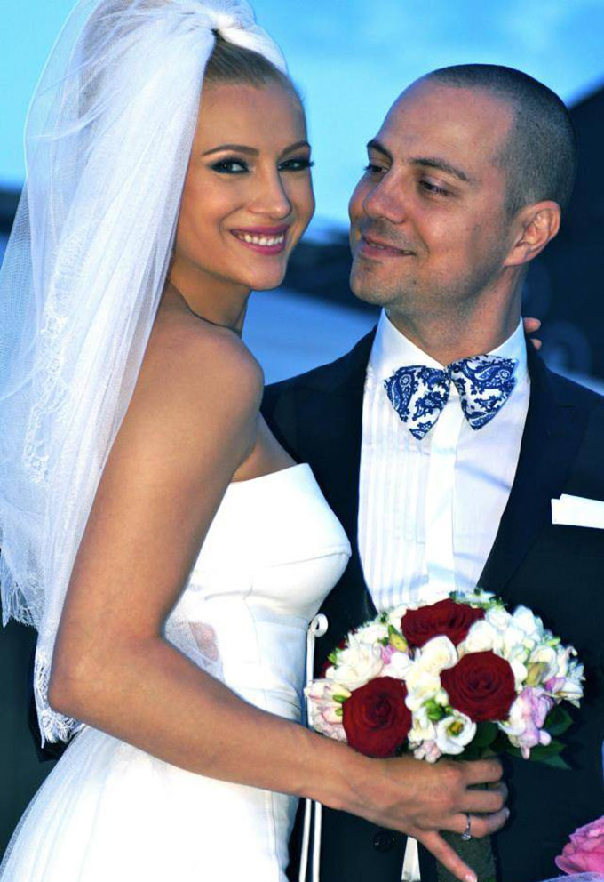 Lora si Dan Badea au divortat in urma cu trei luni