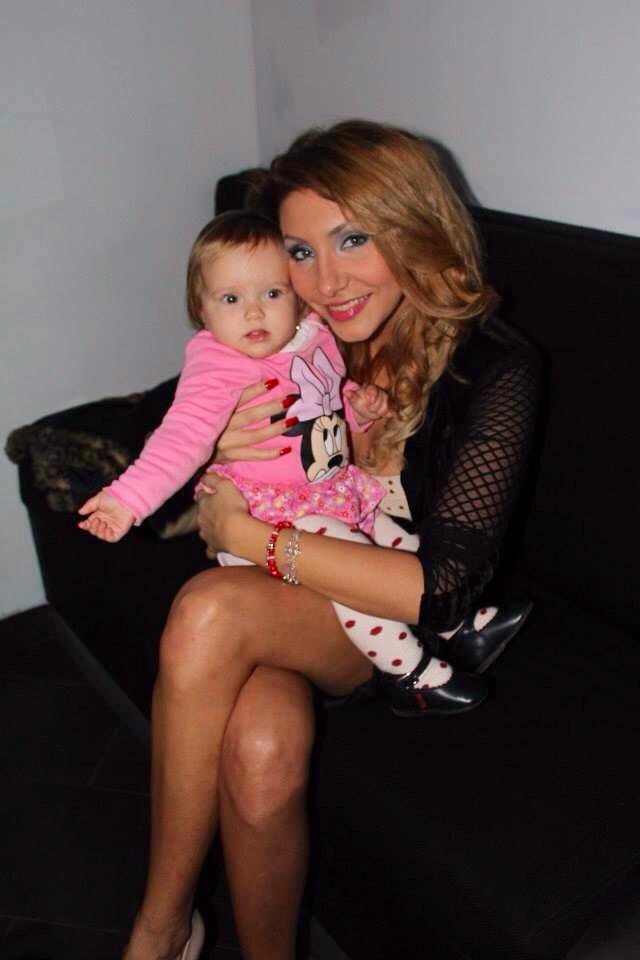 Roxana Rotar si cea mai mica faca a sa