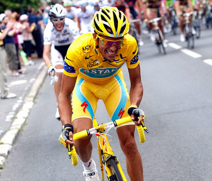 Alberto Contador este unul dintre cei mai valorosi ciclisti din lume
