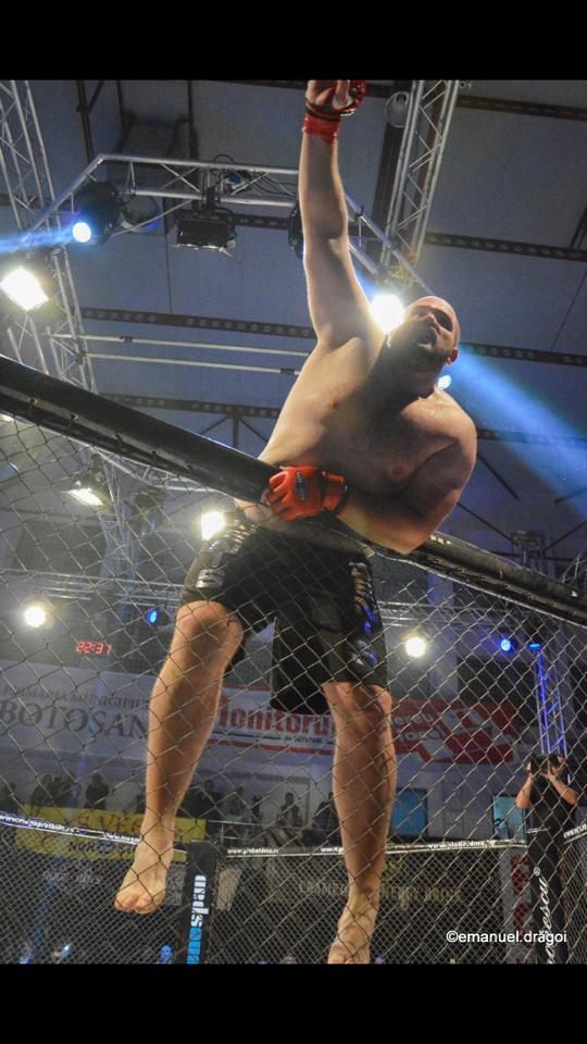 Gheorghe este pe val in acest moment in competitiile de Sambo si MMA