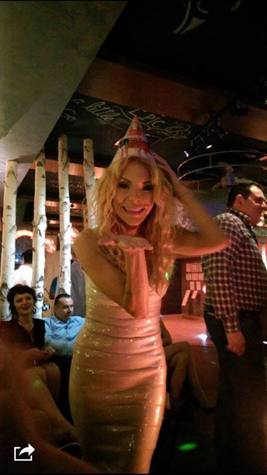 Blonda si-a refacut viata alaturi de un austriac