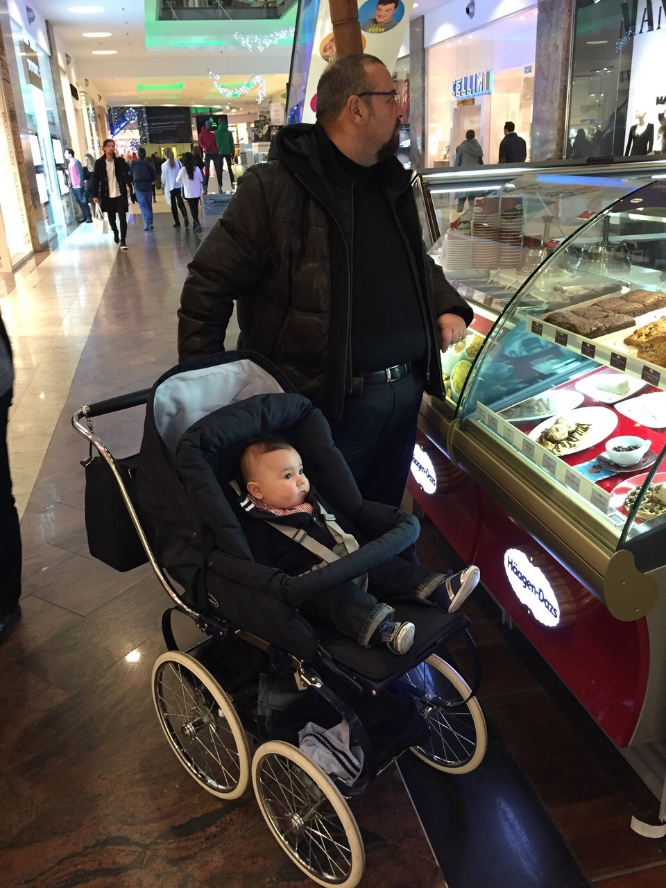 Piedone a slabit zeci de kilograme, iar diferentele sunt vizibile cu ochiul liber