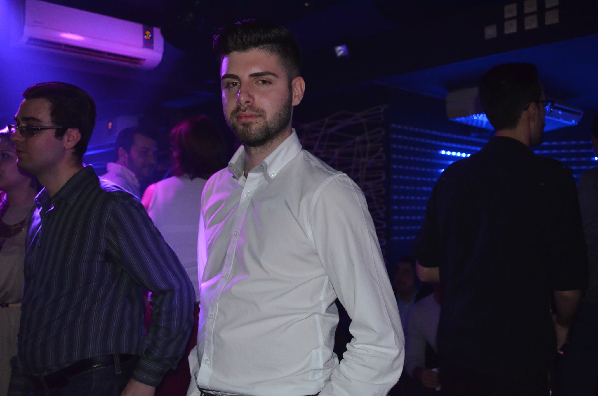 Pana in august Sabin era un adolescent cu pofta de viata si tot ce isi dorea era sa isi intemeieze o familie