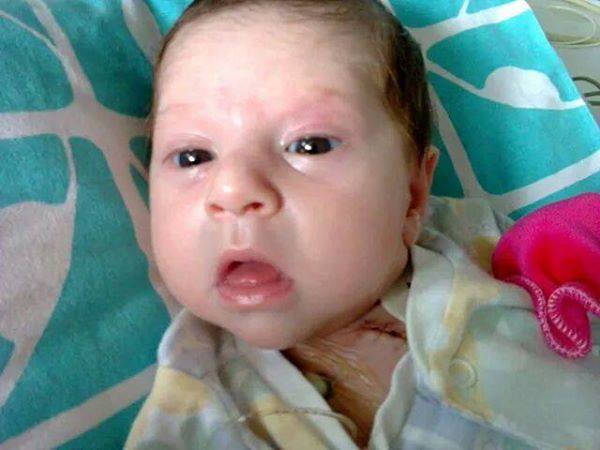 Micuta trebuie sa mearga la un control in Germania