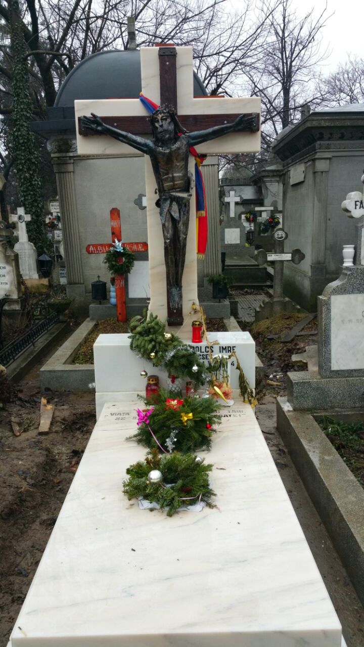 Monumentul funerar al marelui cascador lui Szobi Cseh a fost finalizat