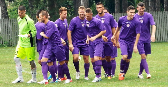 Vali Nastase (foto), Neaga si Shumacher joaca pentru FC Arges 1953, echipa care poate promova in liga a treia