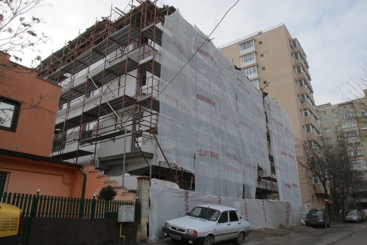 Primaria Sector 6 nu are habar ce se construieste pe strada Azurului