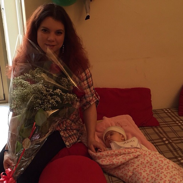 Madalina Felea alaturi de fiica ei Adele