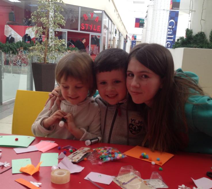 Cei trei ingerasi ai Aidei, Gianina (12 ani), Samuel(sase ani) si Emilia (trei ani)