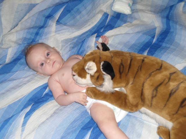 Maia, pe cand avea doar cateva luni