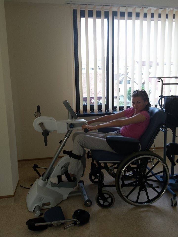 Tanara are doar 23 de ani, iar ea ne-a spus ca recuperarea greu
