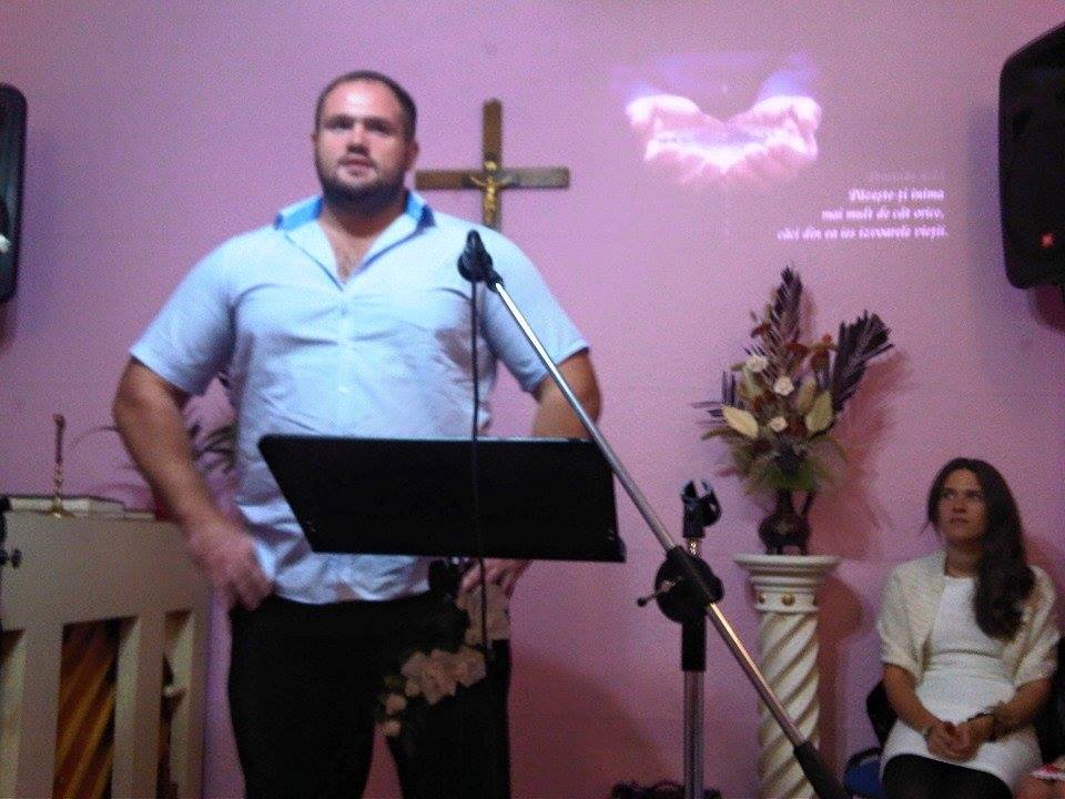 Ursul Carpatin la una din predicile sale