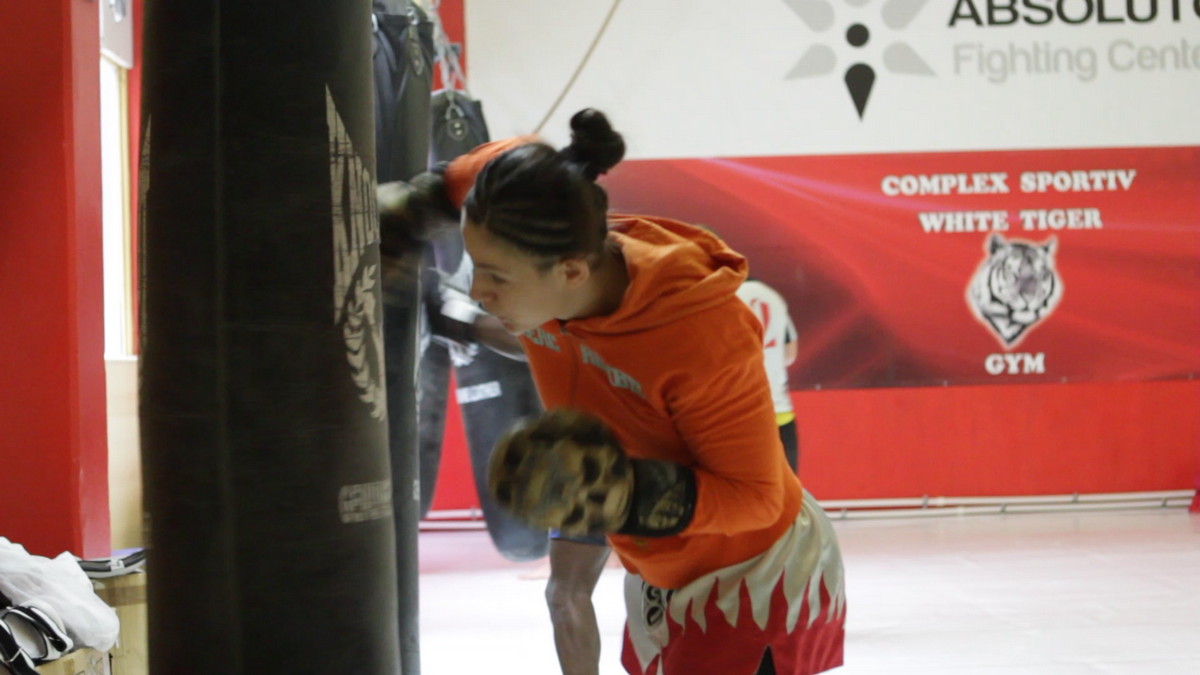 Stanciu s-a apucat in urma cu doi ani de salsa