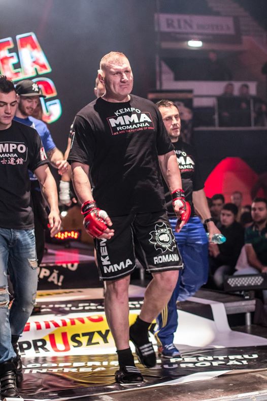 Tolea va evolua in gala RXF 17 de luni de la Craiova