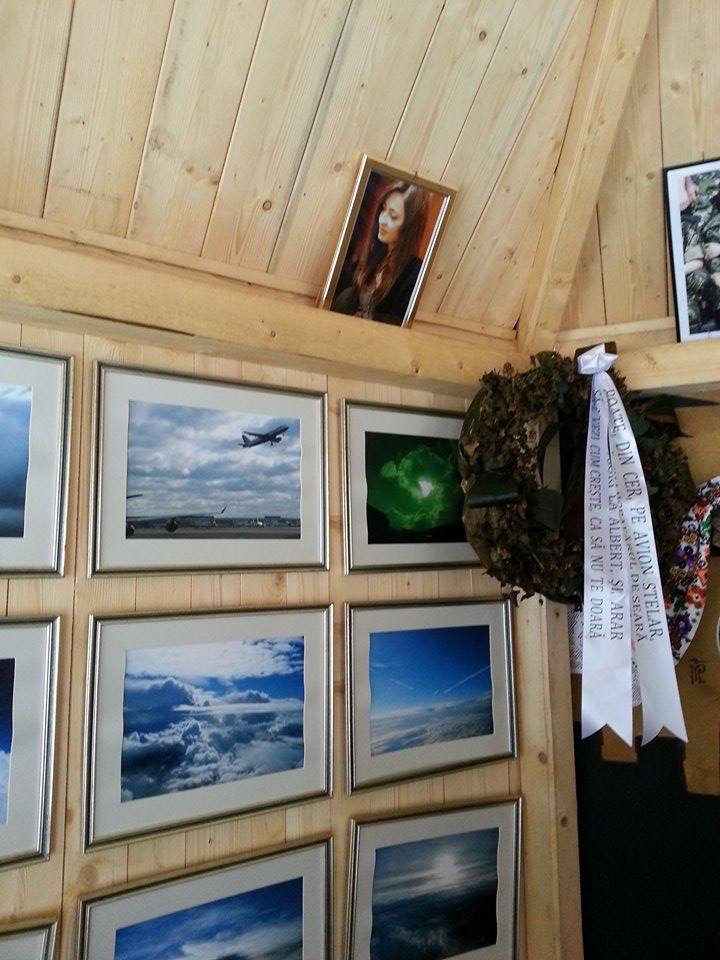 Troita construita este plina cu pozele celor doi eroi