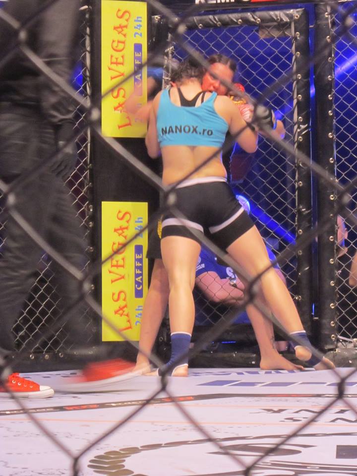 Cele doua luptatoare au oferit meciul serii in Gala RXF de la Craiova