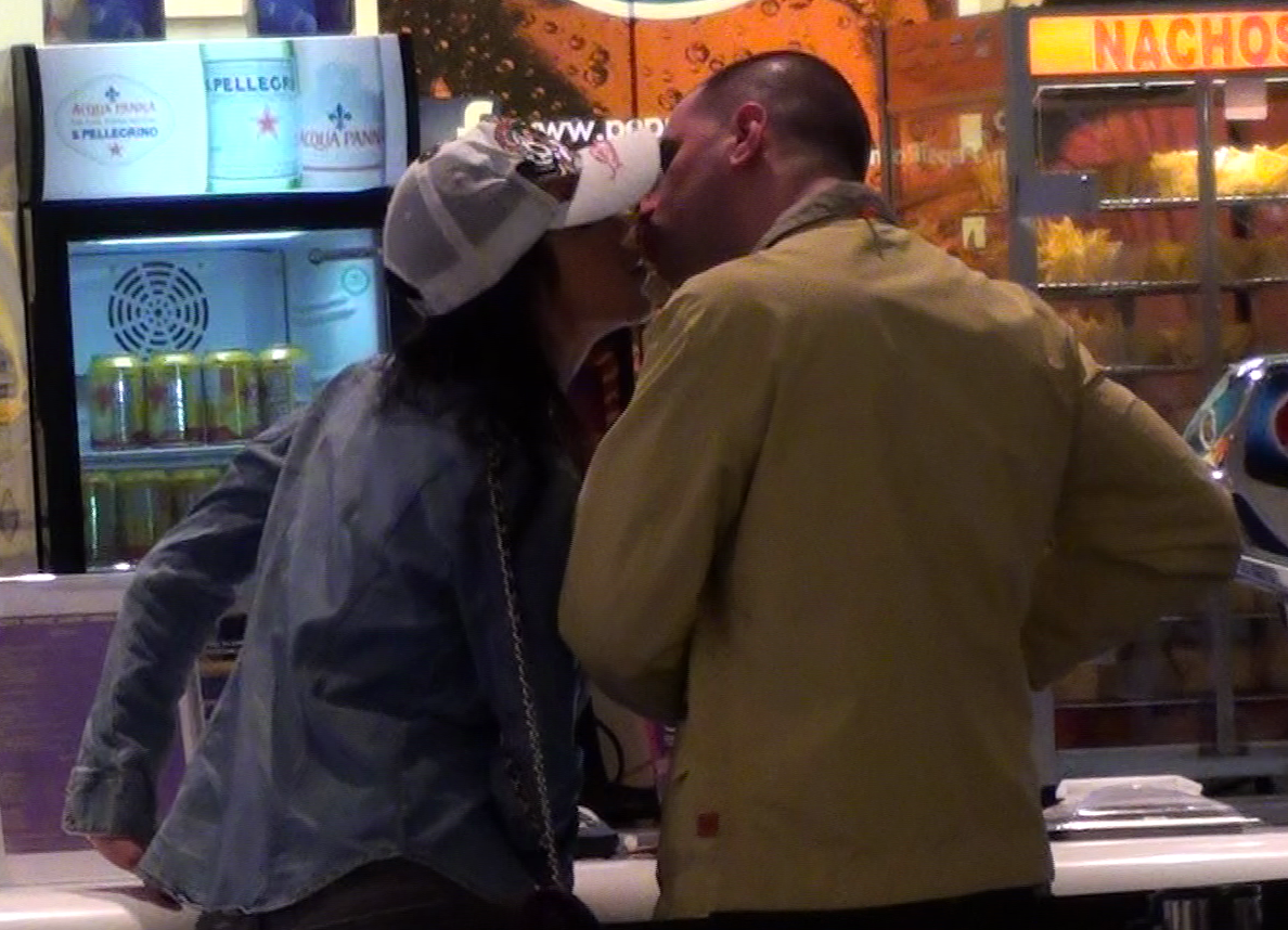 Fizz si iubita sa traiesc o frumoasa poveste de dragoste