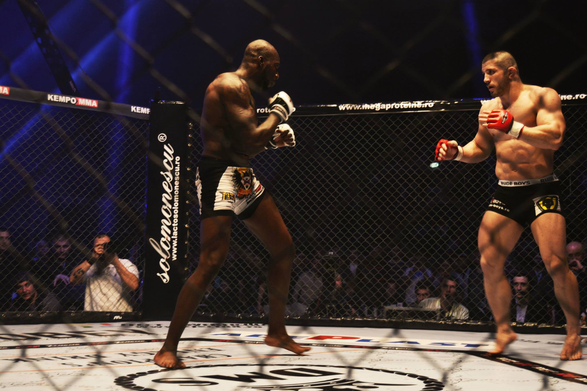 Pascu este unul dintre cei mai buni luptatori de MMA din Romania