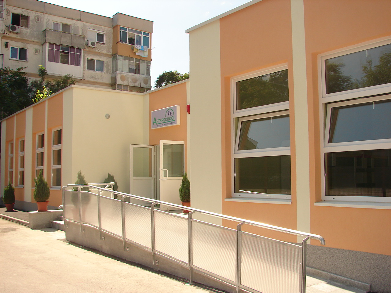 Piedone construieste doua gradinite noi