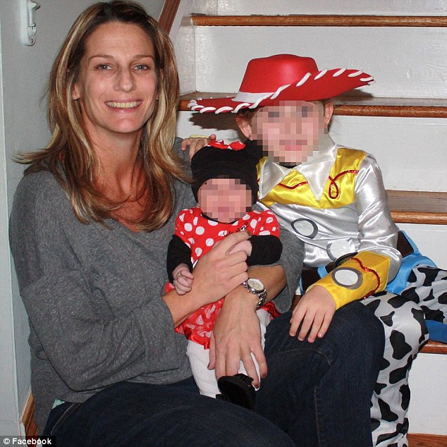 Profesoara a fost batuta de o mamica furioasa