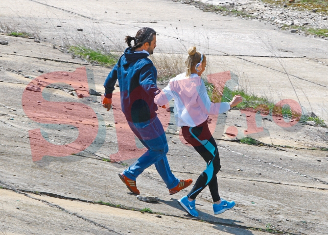 Artista face eforturi suporaomenesti sa arate atat de bine